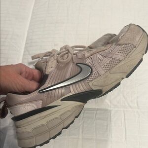 Nike Lilac Athletic Shoes